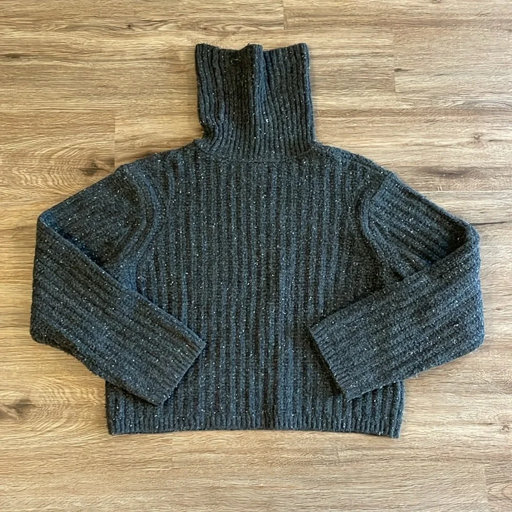 Universal Thread Dark Gray Speckled Mock Turtleneck Cashmere-Like Sweater - Picture 8 of 9
